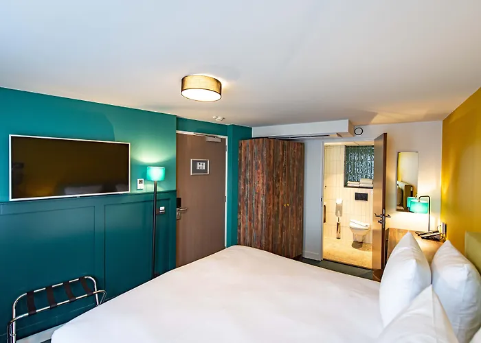 Zaandijk Hotels