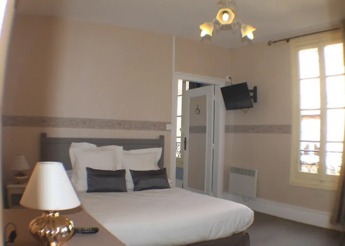Hotels in Cordes-sur-Ciel