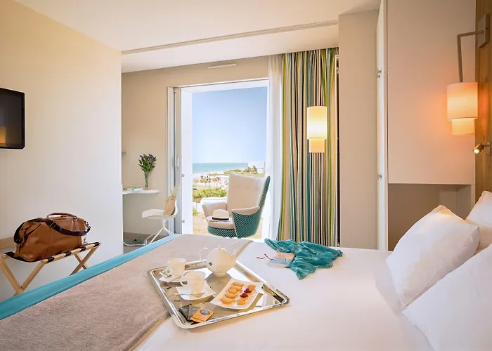 Donville-les-Bains Hotels