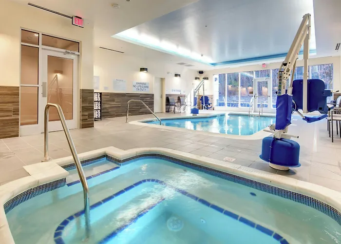 Fairfield Inn & Suites By Marriott Asheville Tunnel Road