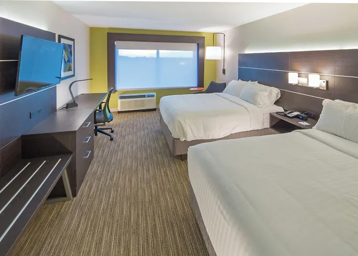 Whitestown Hotels