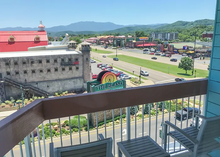 Margaritaville Island Inn Pigeon Forge