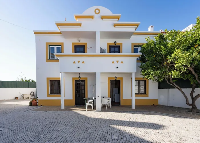 Apartamentos Pátio Victória by Umbral Vila Nova de Milfontes