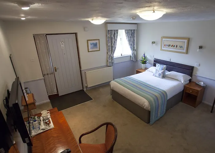 Moulton (Northamptonshire) Hotels