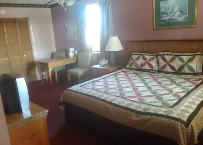 The Razorback Lodge Eureka Springs