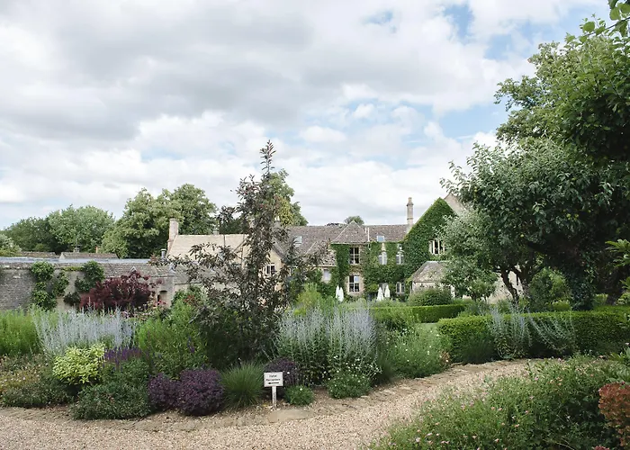 Upper Slaughter Hotels