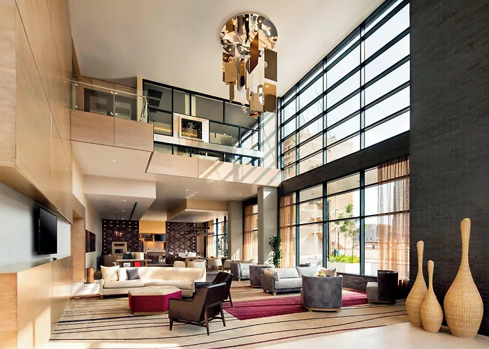 Courtyard By Marriott Phoenix Downtown