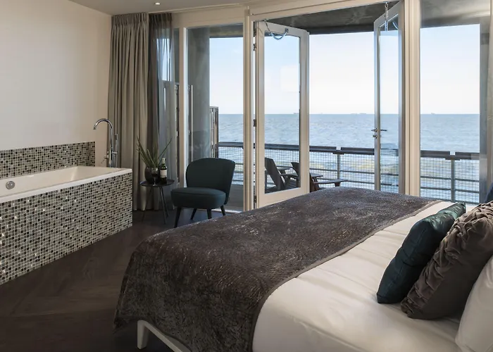 De Pier Suites Den Haag