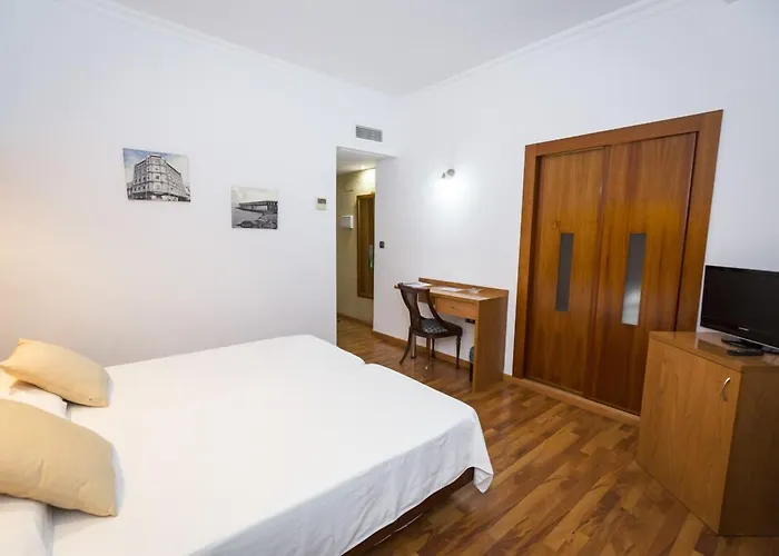 Hotel Rusadir
