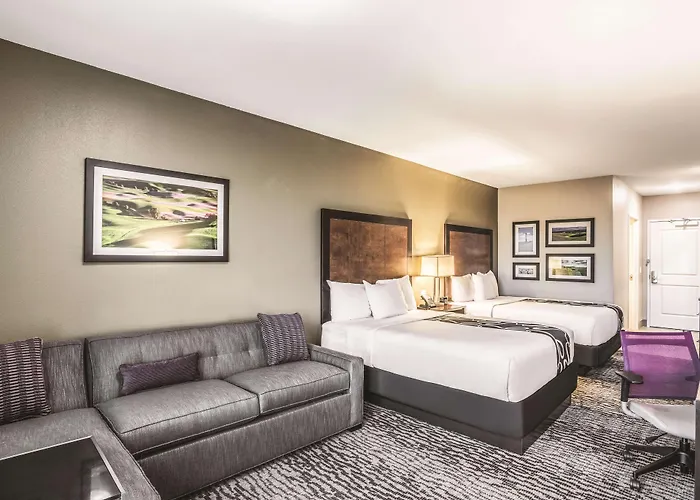 Walla Walla Hotels With Pool
