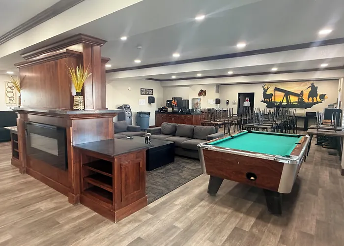 Black Gold Suites Stanley