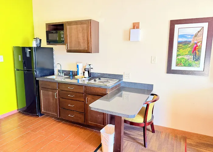 Black Gold Suites Tioga