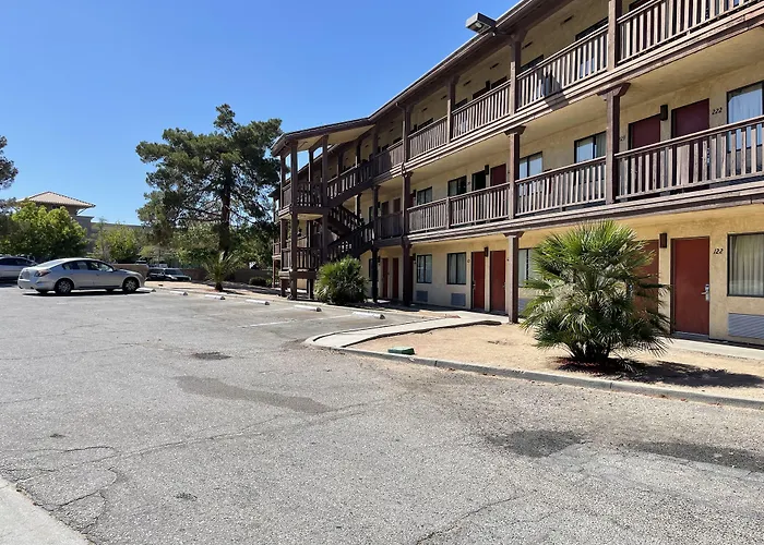 Palms Inn & Suites Palmdale