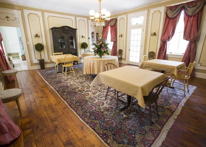 Hollinger House