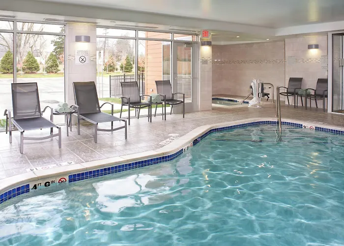 Hotels in Troy