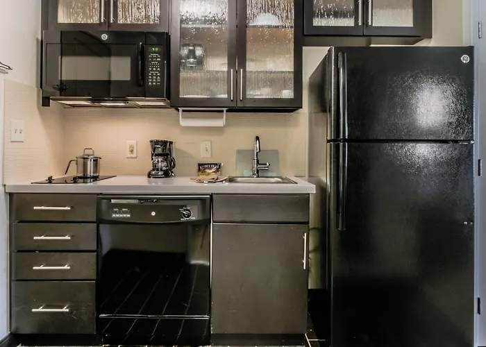 Candlewood Suites - Hartford Downtown