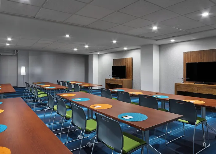 Aloft Houston Downtown