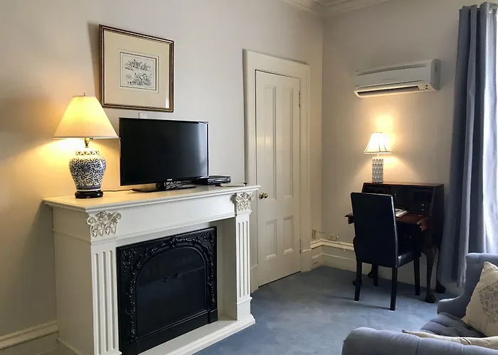Parrsboro Hotels