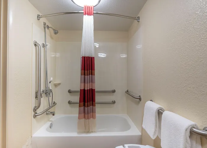 Red Roof Inn Indianapolis - Castleton