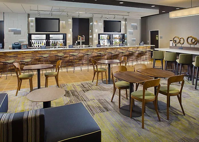 Carrollton Hotels