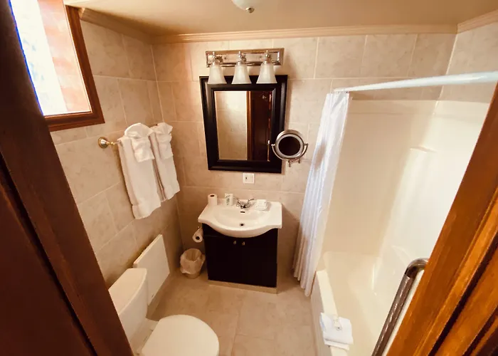 Baie-Comeau Hotels