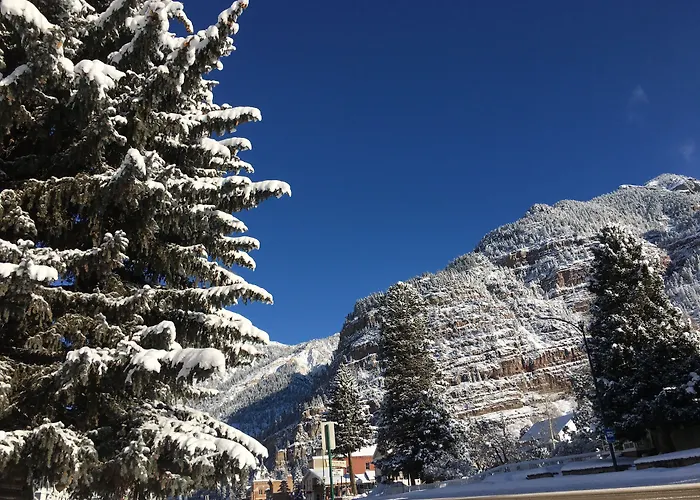 The Ouray Main Street Inn