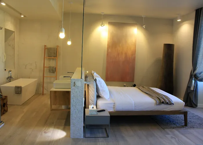 Les Suites Massena