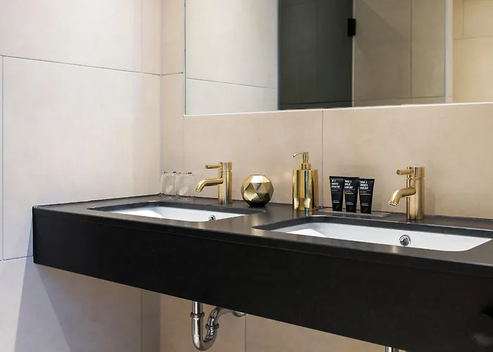 Sola Hotels