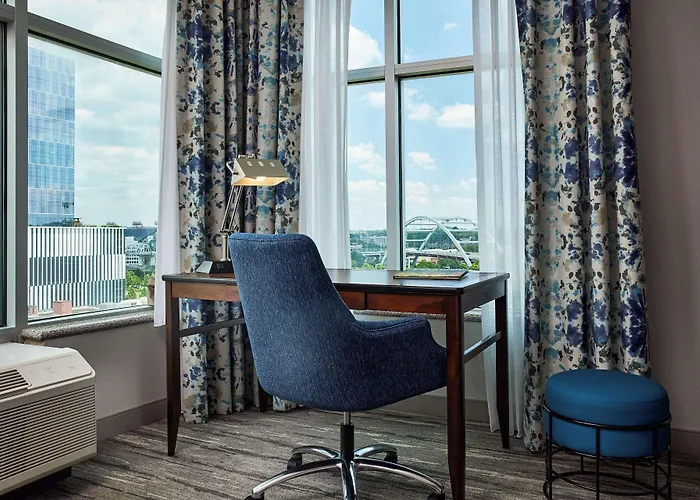 Hilton Garden Inn Nashville Downtown Convention Center