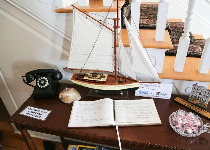 Compass Rose Inn