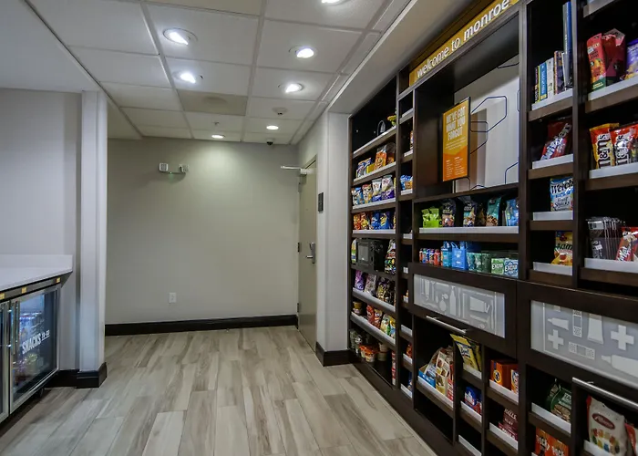 Hampton Inn And Suites Monroe