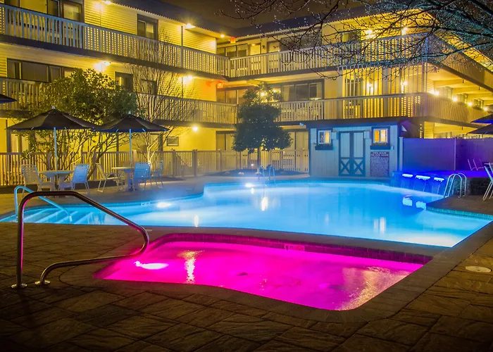 Beachcomber Resort Avalon