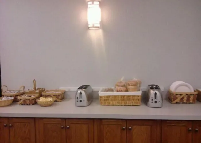 Quail'S Nest Inn & Suites Osage Beach