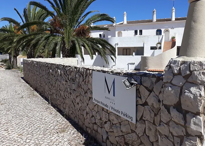 Hotels in Luz