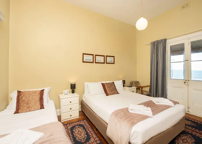 Victor Harbor Hotels