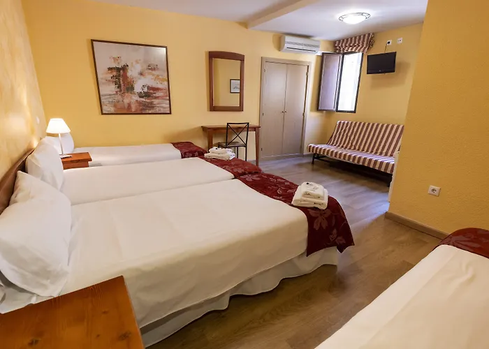 Hostal Restaurante Puerta del Alcázar
