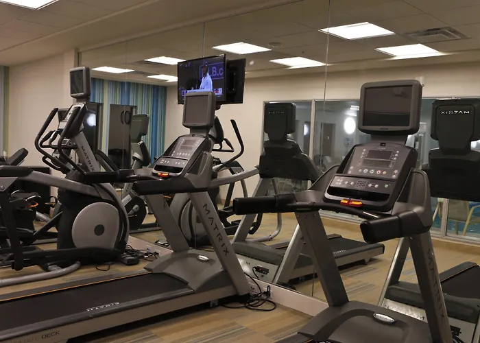 Holiday Inn Express & Suites Monroe By Ihg