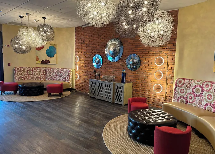 Hotel Indigo Cleveland Beachwood By Ihg