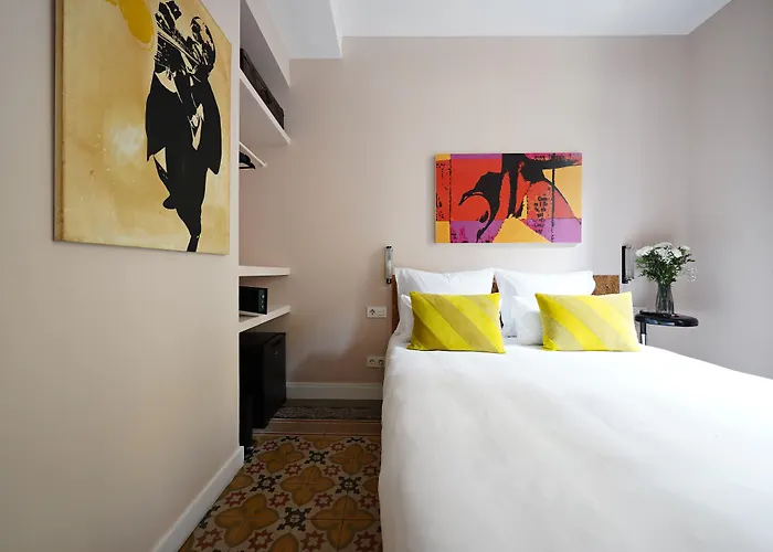 Numa Barcelona Roca Aparthotel