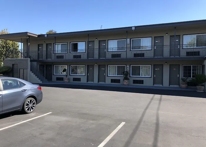 Bay Bridge Inn Oakland
