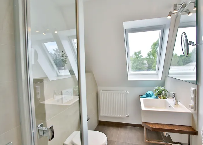 Hotels in Enge-Sande