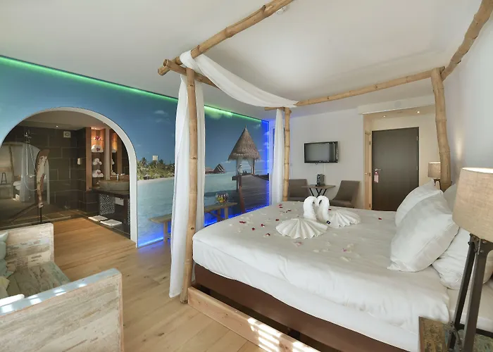 Hotels in Tiel