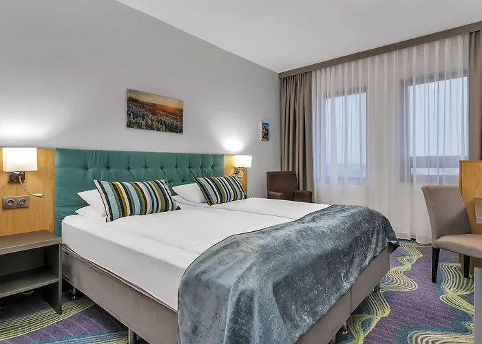 Keflavik Hotels
