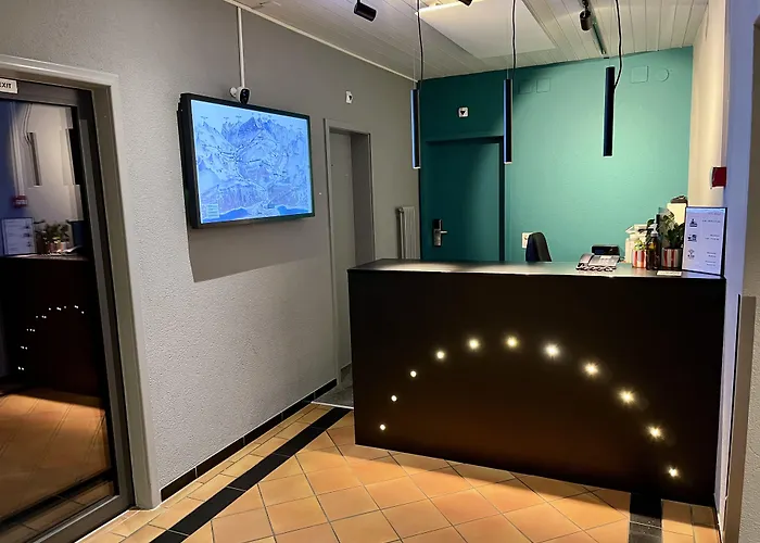 Hotel Merkur - West Station Interlaken