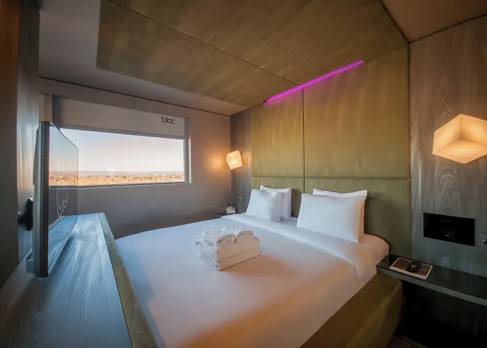 Hoteles en Pett