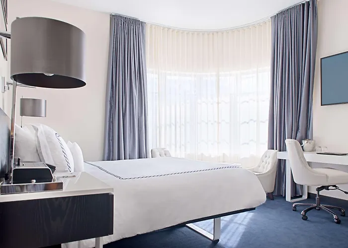 Gale South Beach, Curio Collection By Hilton