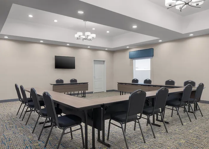 Pleasanton Hotels