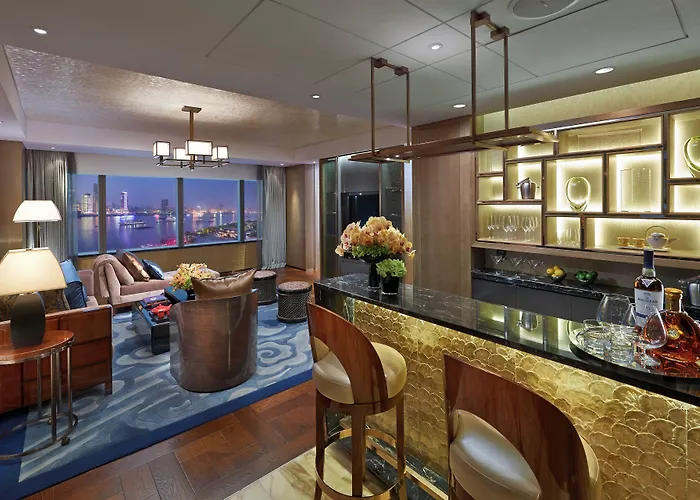 Mandarin Oriental Pudong, Shanghái