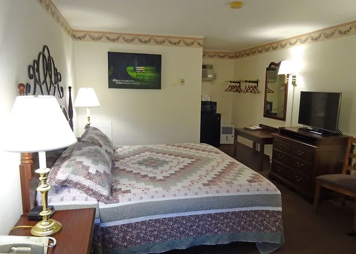 Amish Country Motel