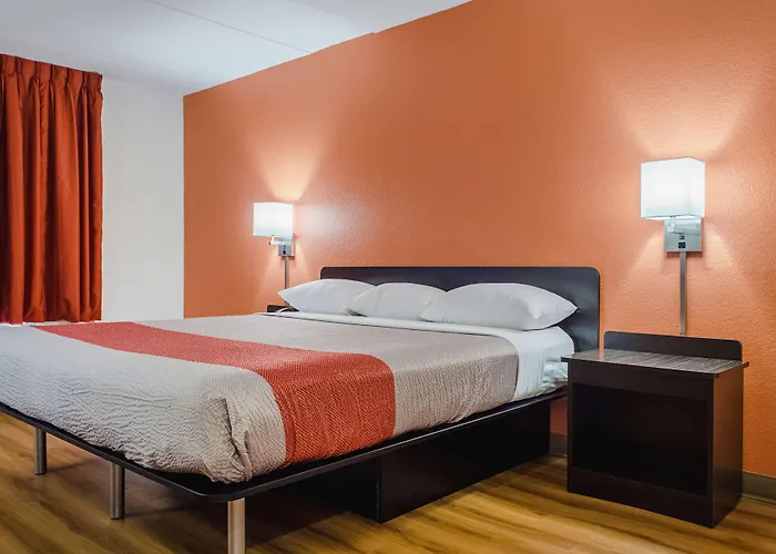 Motel 6-Brockton, Ma